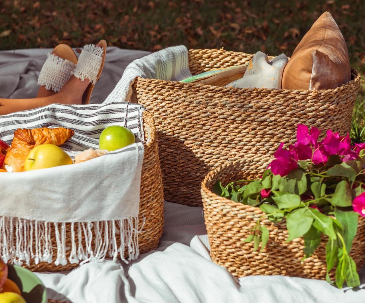 Setup of Halfa Baskets Containing Veggies and Flowers