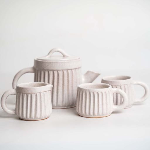 Dippy tea pot - Ellie Home